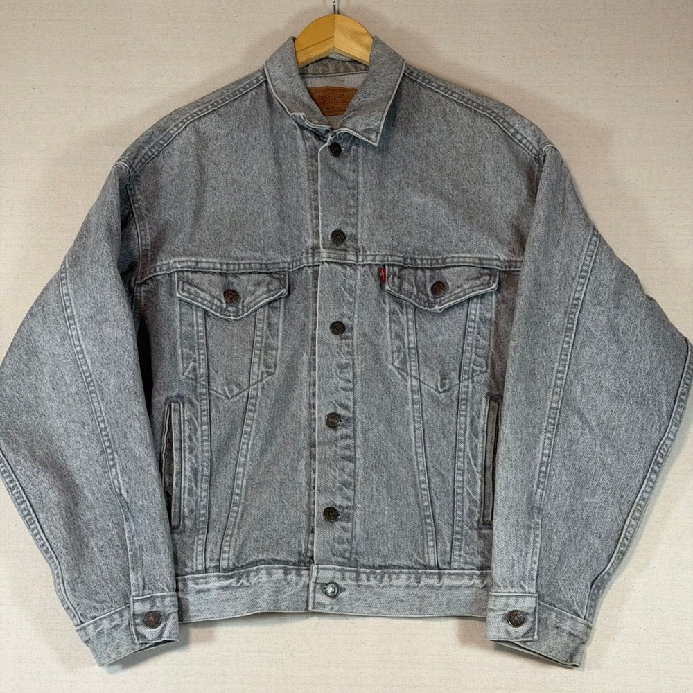 Vintage Levis 70507 4853 Grey Denim Trucker Jacket Made in USA Mens Medium
